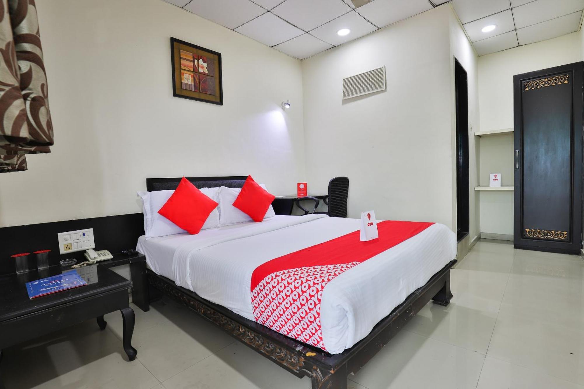 โอโย 14549 โฮเต็ล โลตัส เรซิเดนซี Hotel ดามัน ภายนอก รูปภาพ