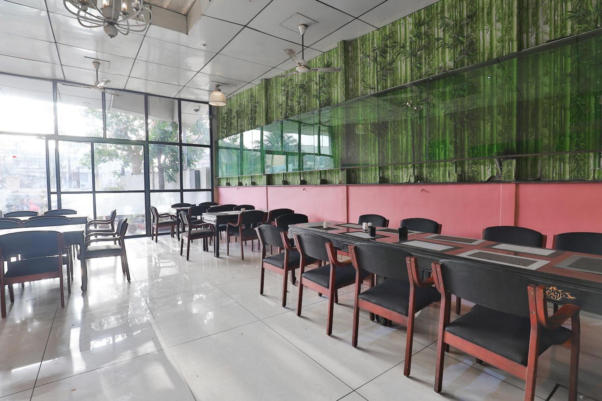 โอโย 14549 โฮเต็ล โลตัส เรซิเดนซี Hotel ดามัน ภายนอก รูปภาพ