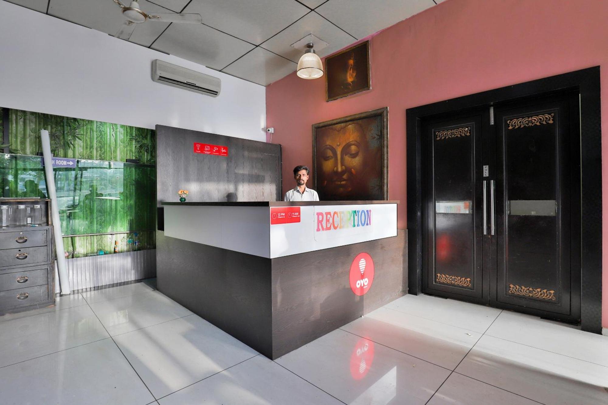 โอโย 14549 โฮเต็ล โลตัส เรซิเดนซี Hotel ดามัน ภายนอก รูปภาพ
